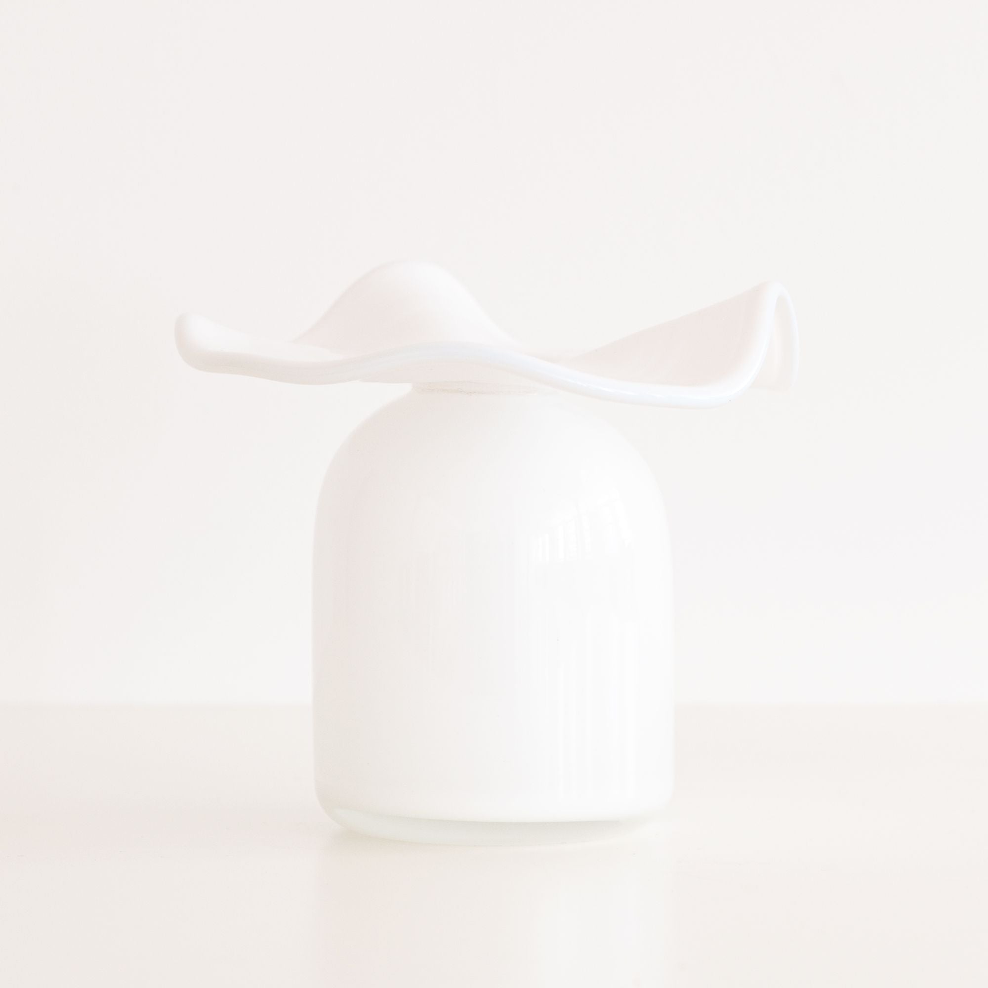 Jumbo Ruffles in White, from Terra Glassworks