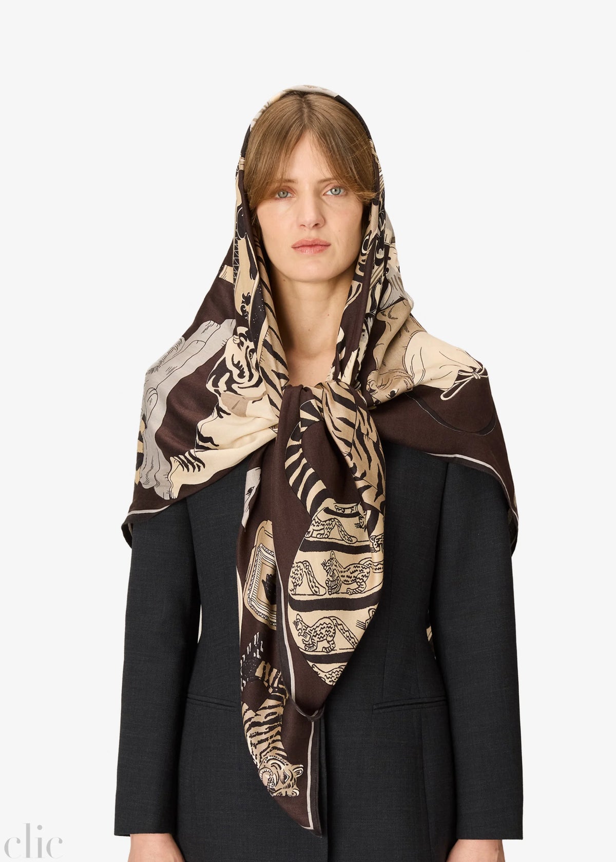 Collectionneur Square Scarf in Black, from Inoui Editions