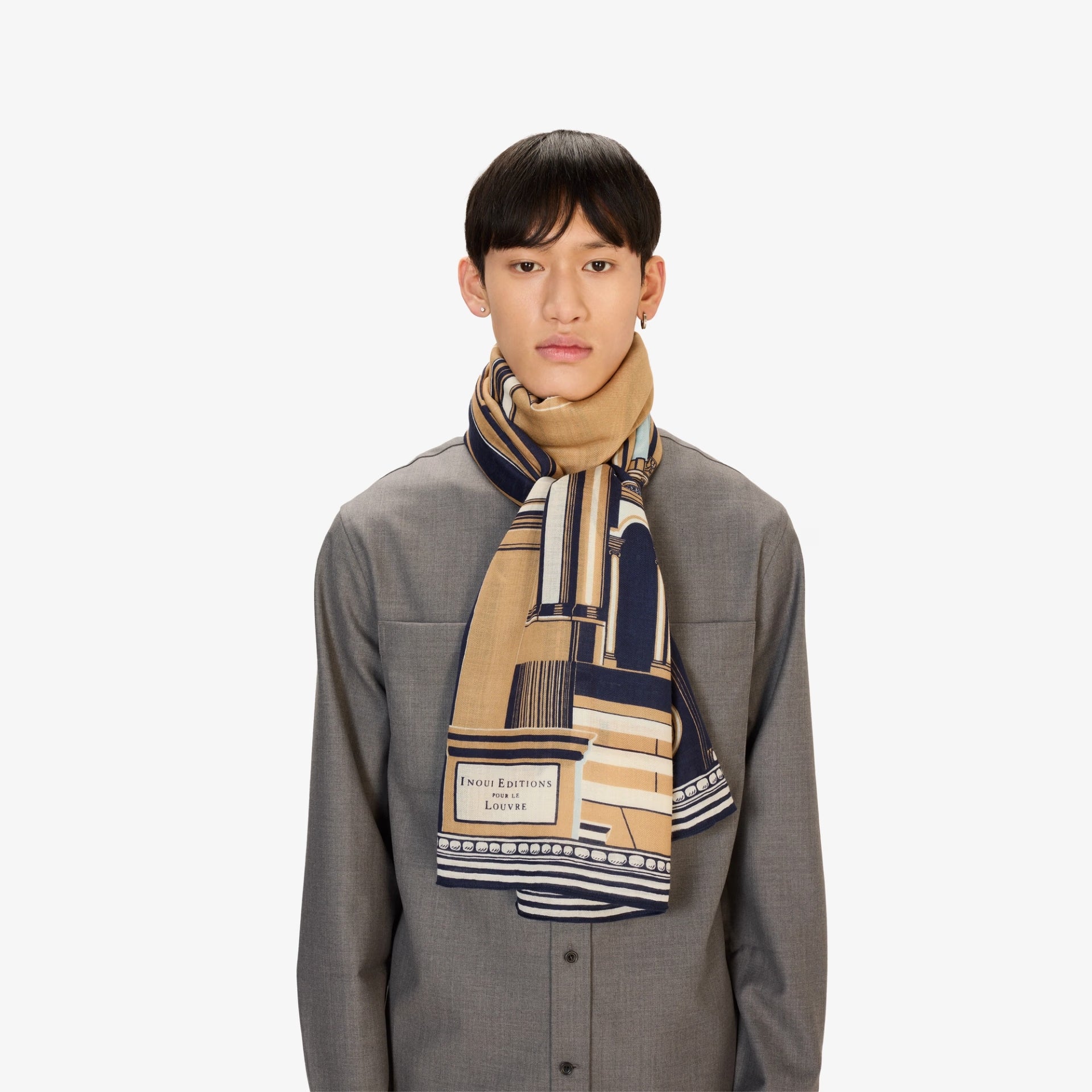 Architecture Etole 100 in Navy, from Inoui Editions