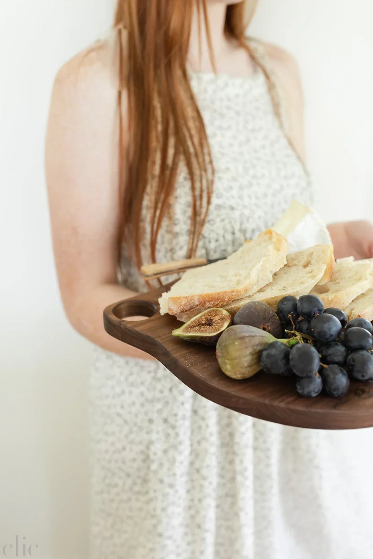 Round Cheese Board in Walnut