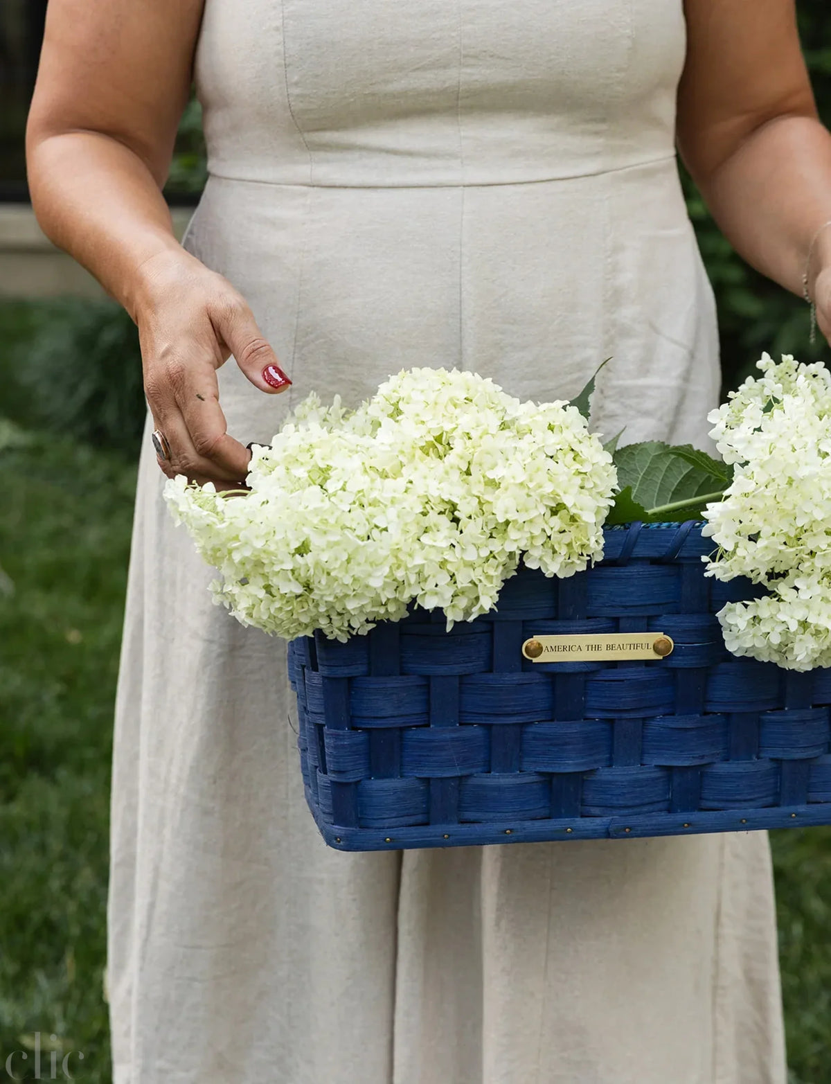 Wide Weave Americana Basket