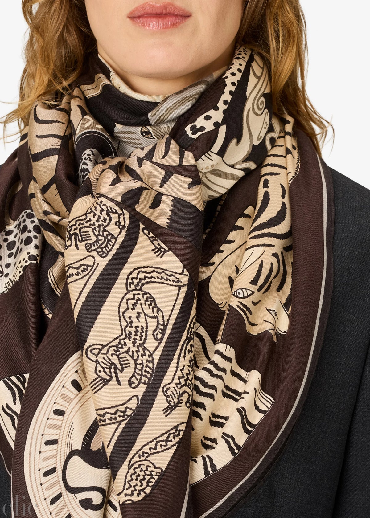 Collectionneur Square Scarf in Black, from Inoui Editions