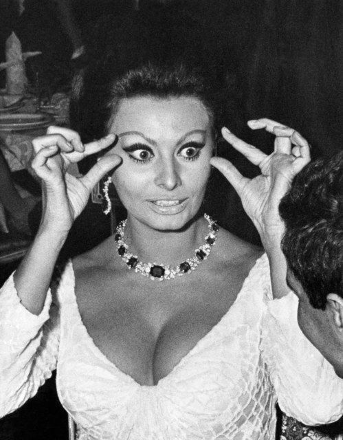 Sophia Loren, New York City, 1965 by Ron Galella