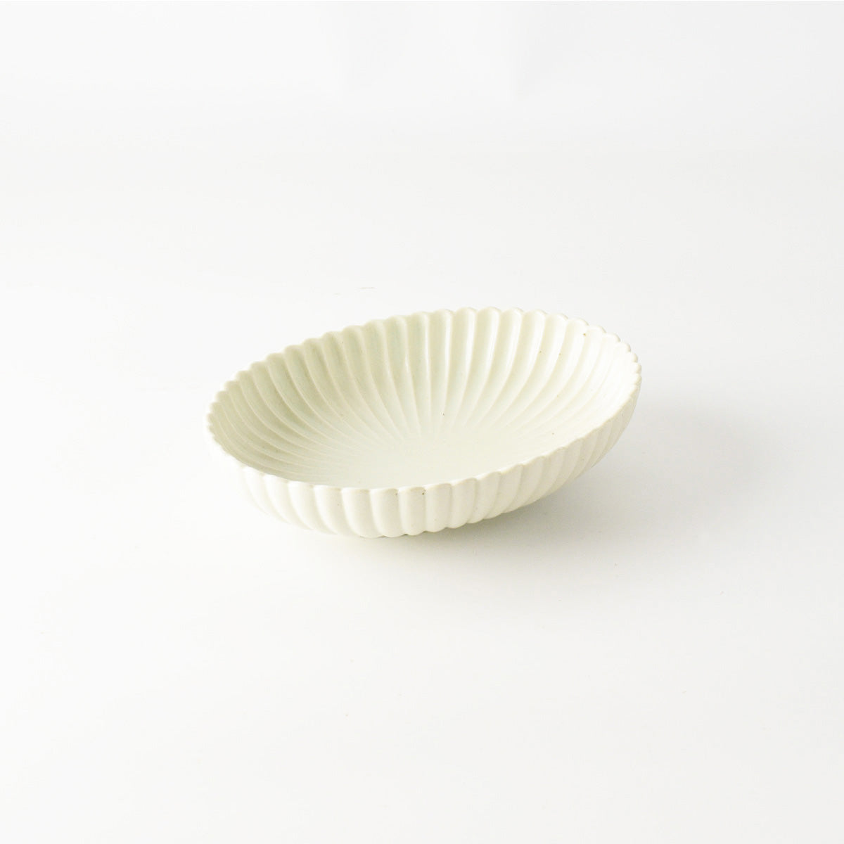 Shunshou Sun Oval Bowl, from Marumitsu Poterie