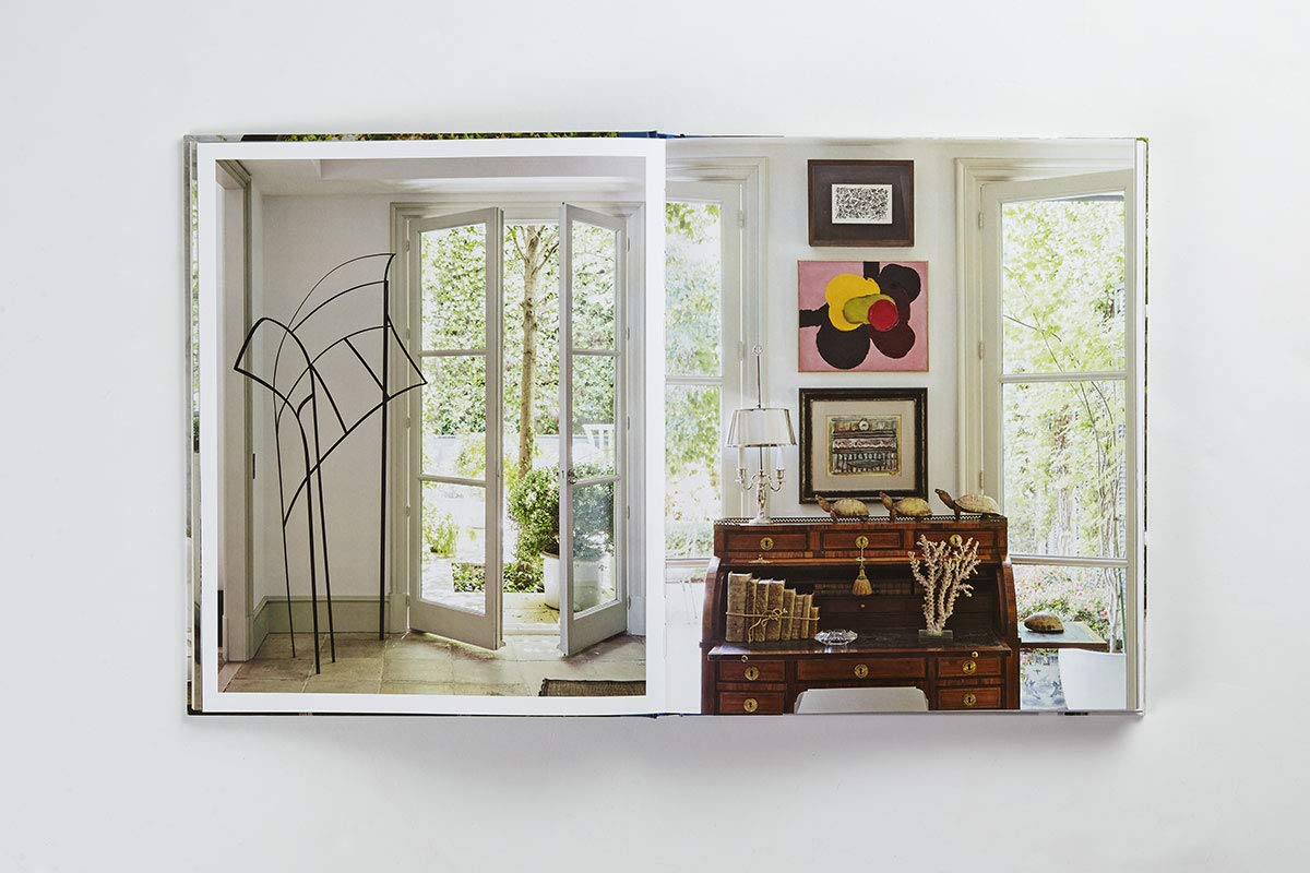 At Home: Isabel López-Quesada: Combining period and contemporary furniture and art, the homes of Isabel López-Quesada are unforgettable