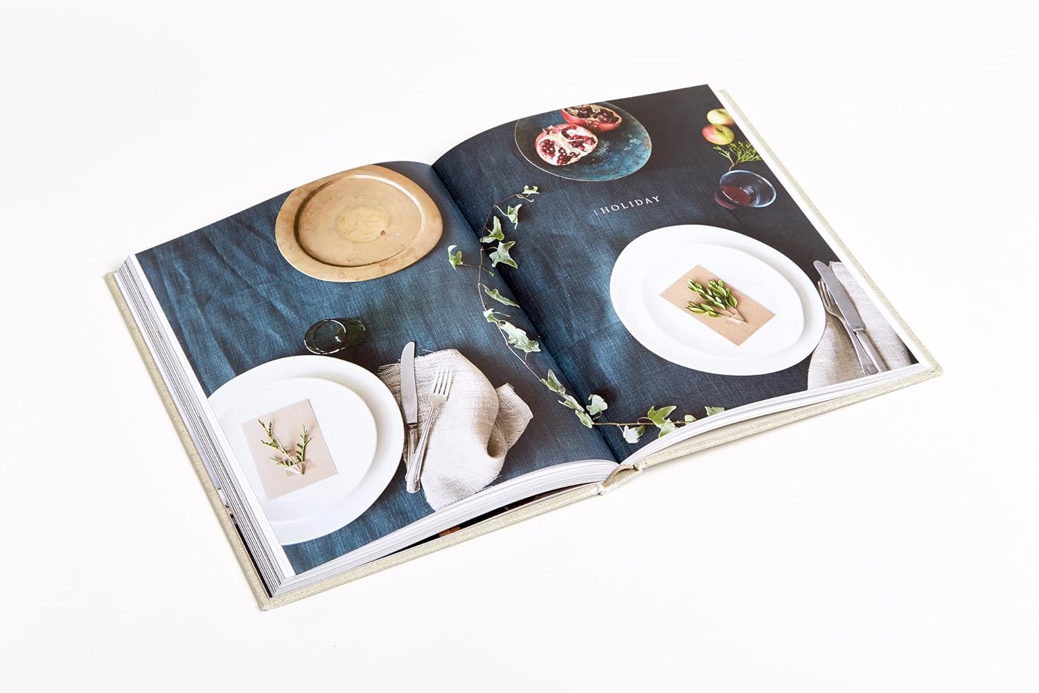 Sunday Suppers: Recipes + Gatherings: A Cookbook