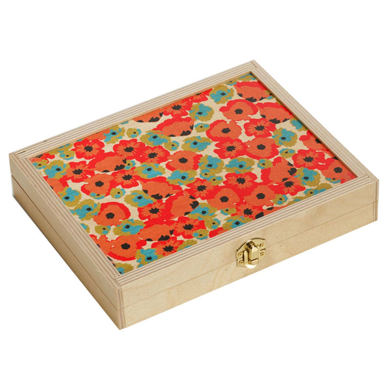 Poppy Red Travel Backgammon, from Wolfum