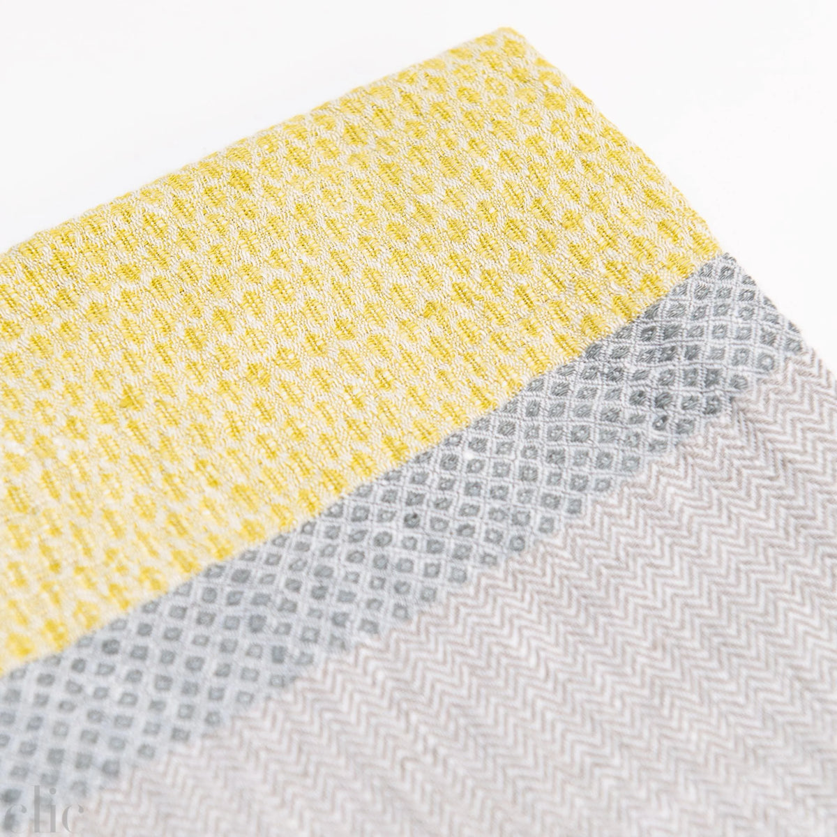 Fidji Tablecloth in Bergamont