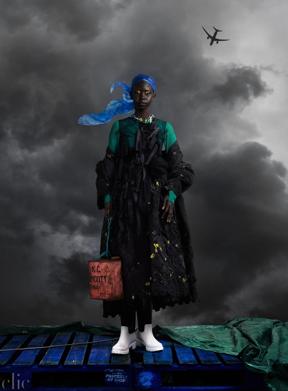 Aweng by Kevin Mackintosh