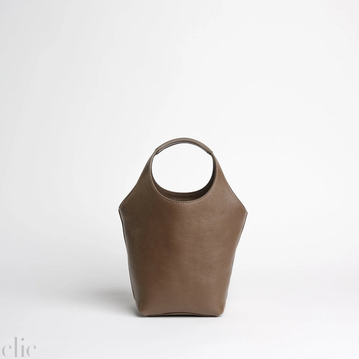 Ama Bag in Otter, from Lindquist