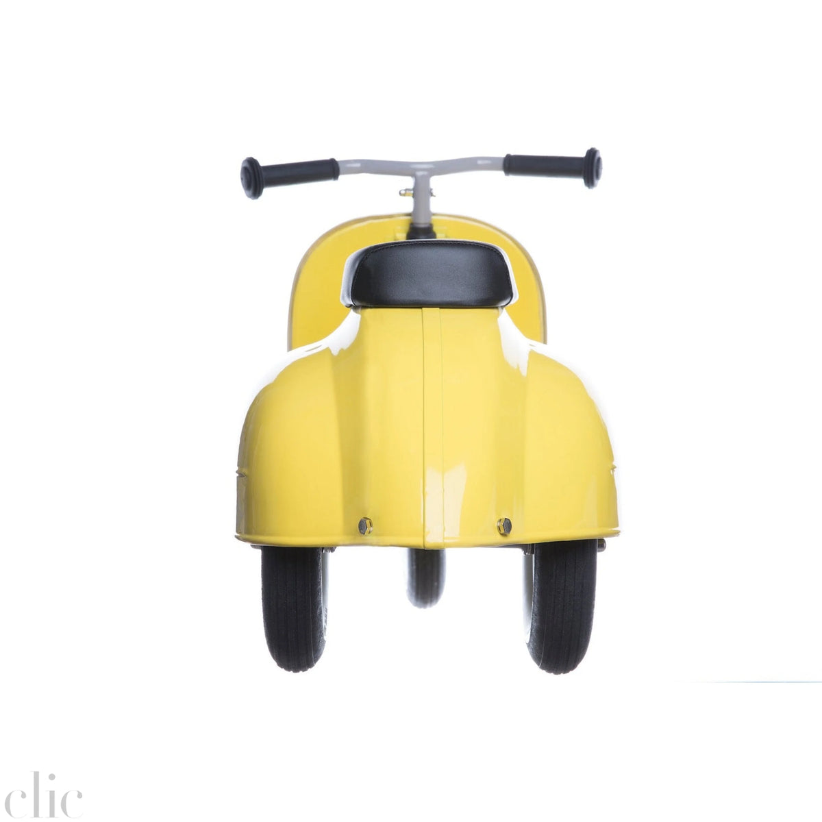 Primo Vespa in Yellow