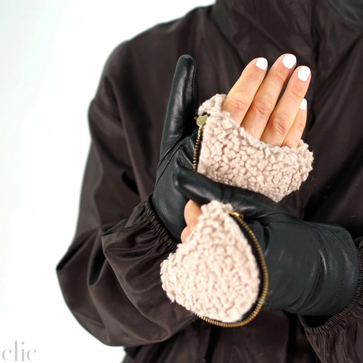AP136 Glove in Black and Taupe, from Aristide