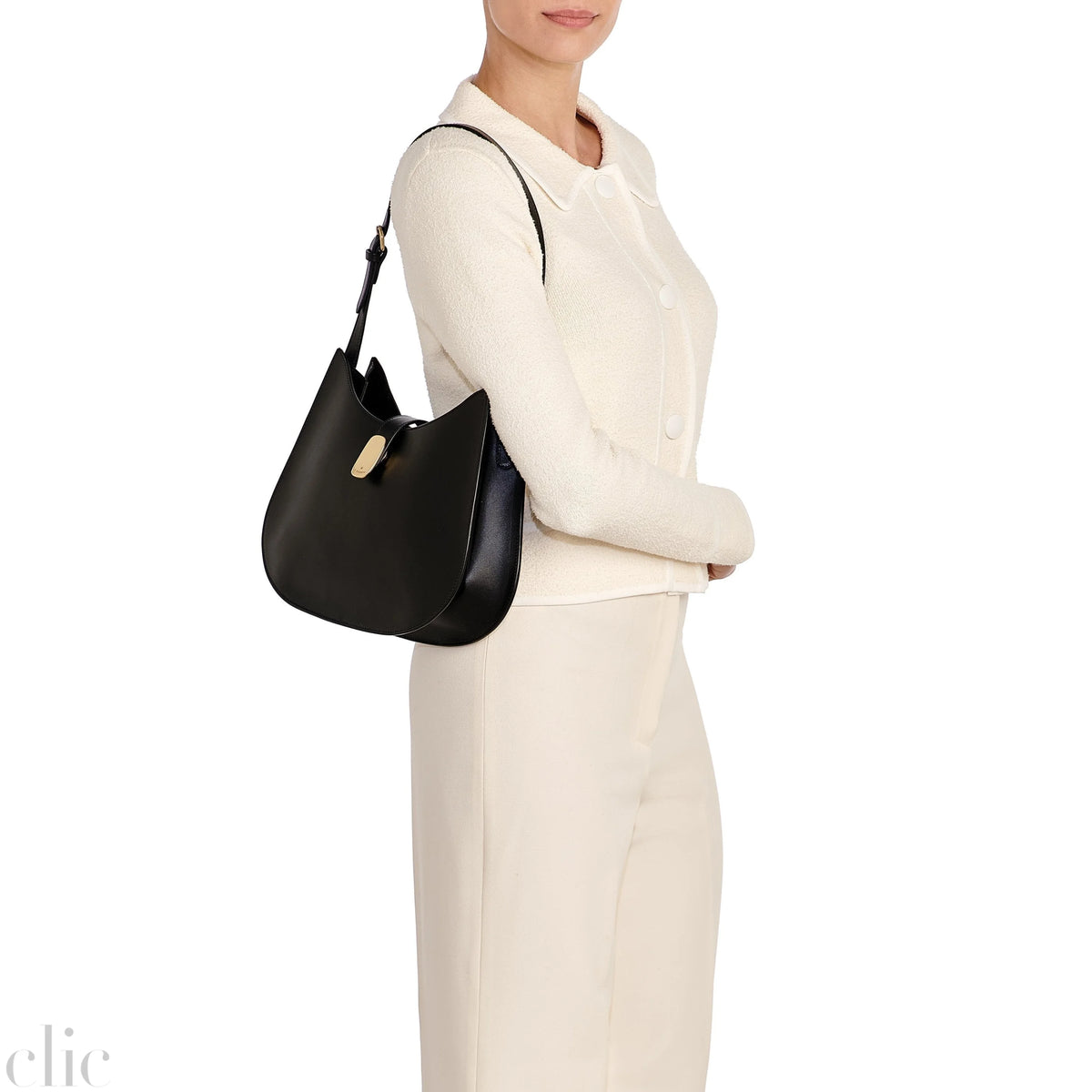 Atelier Hobo Leather Bag in Black, from IL Bisonte