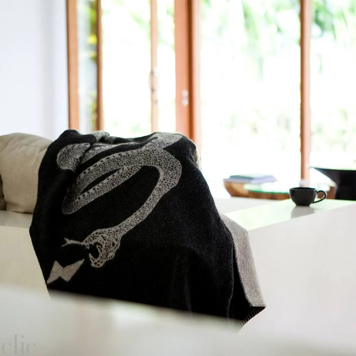 Peyote Reversible Throw in Rucksack