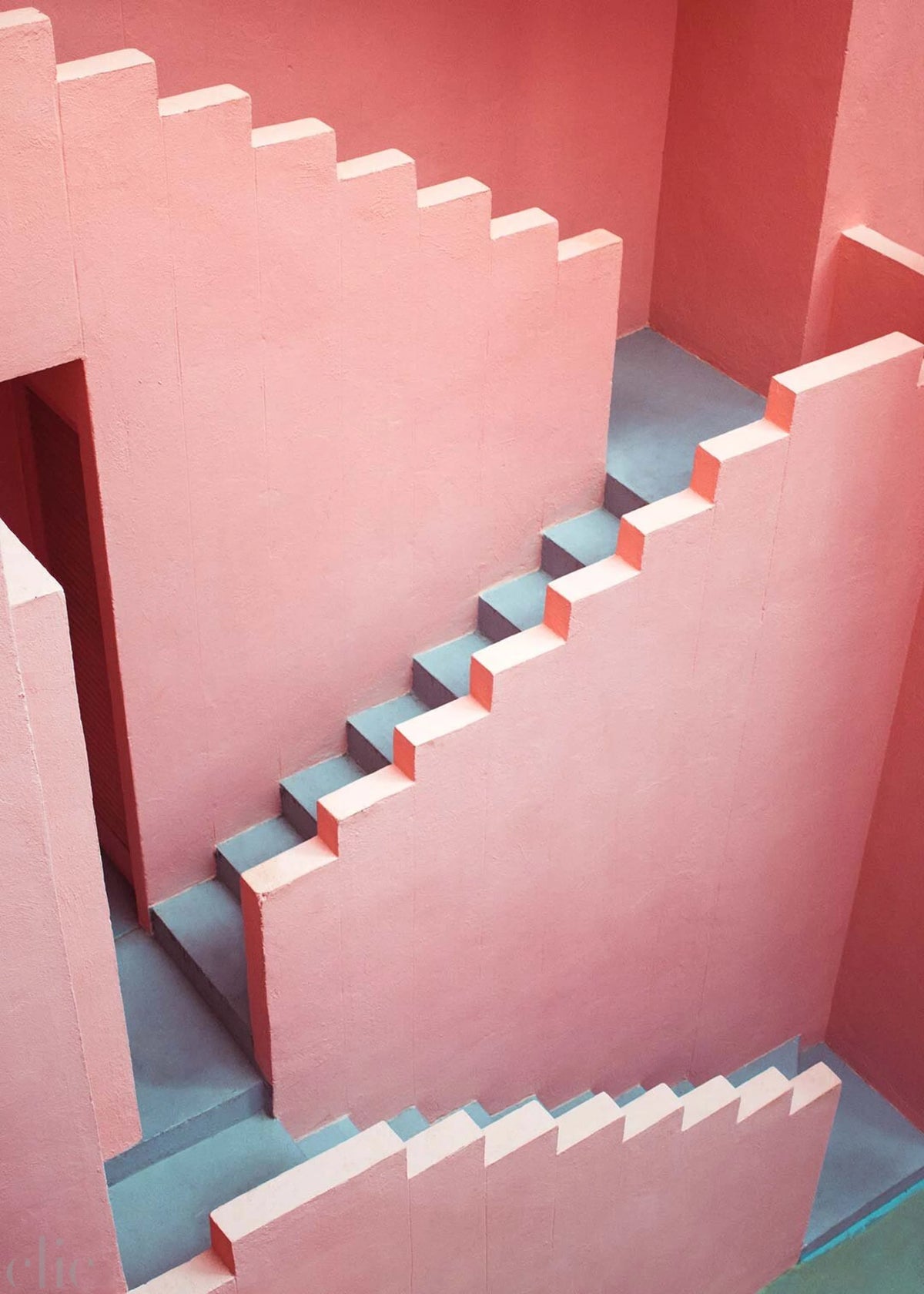 Muralla Roja 1 by Pottsy