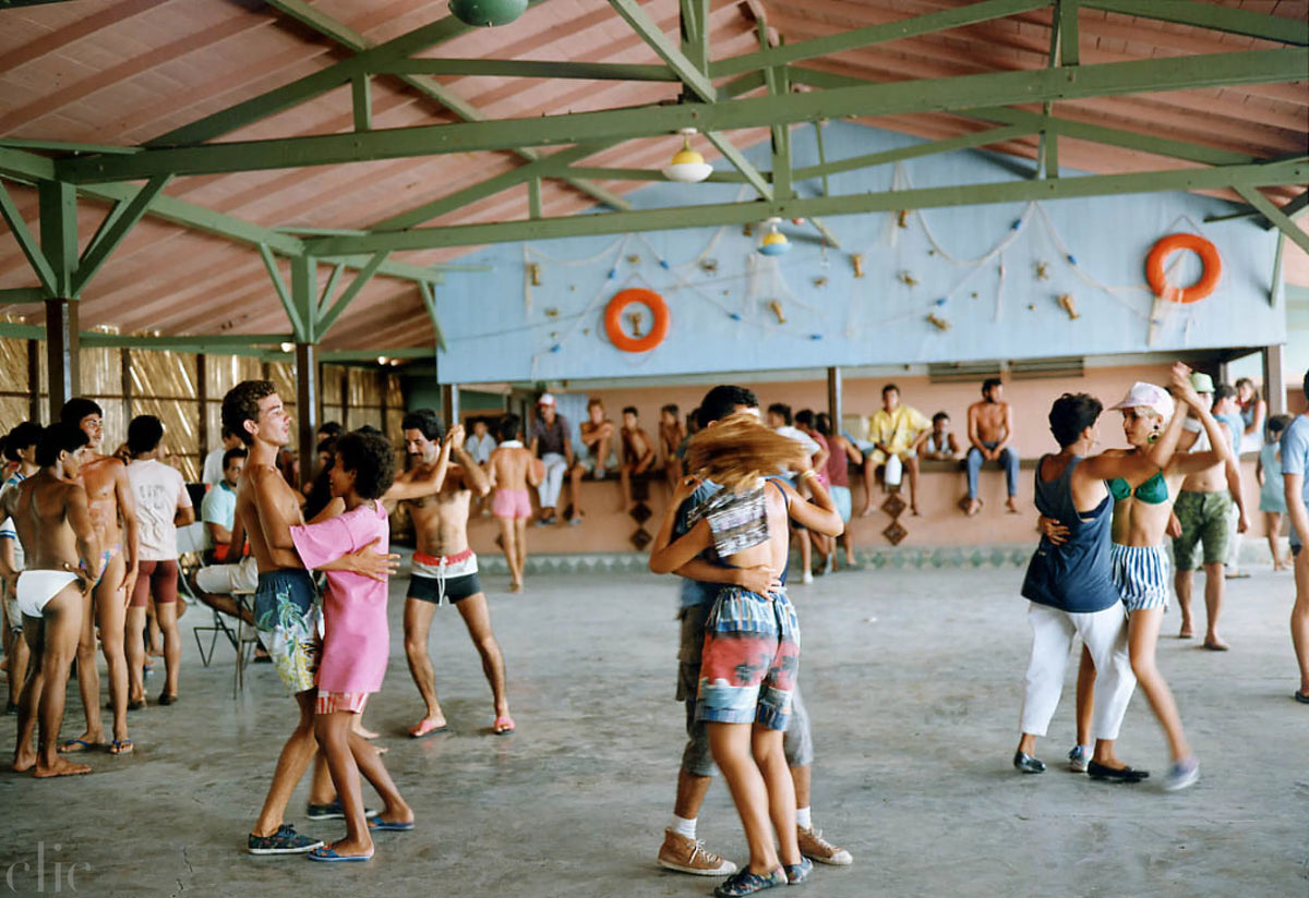 Dancing Isabela de Sa by Tria Giovan