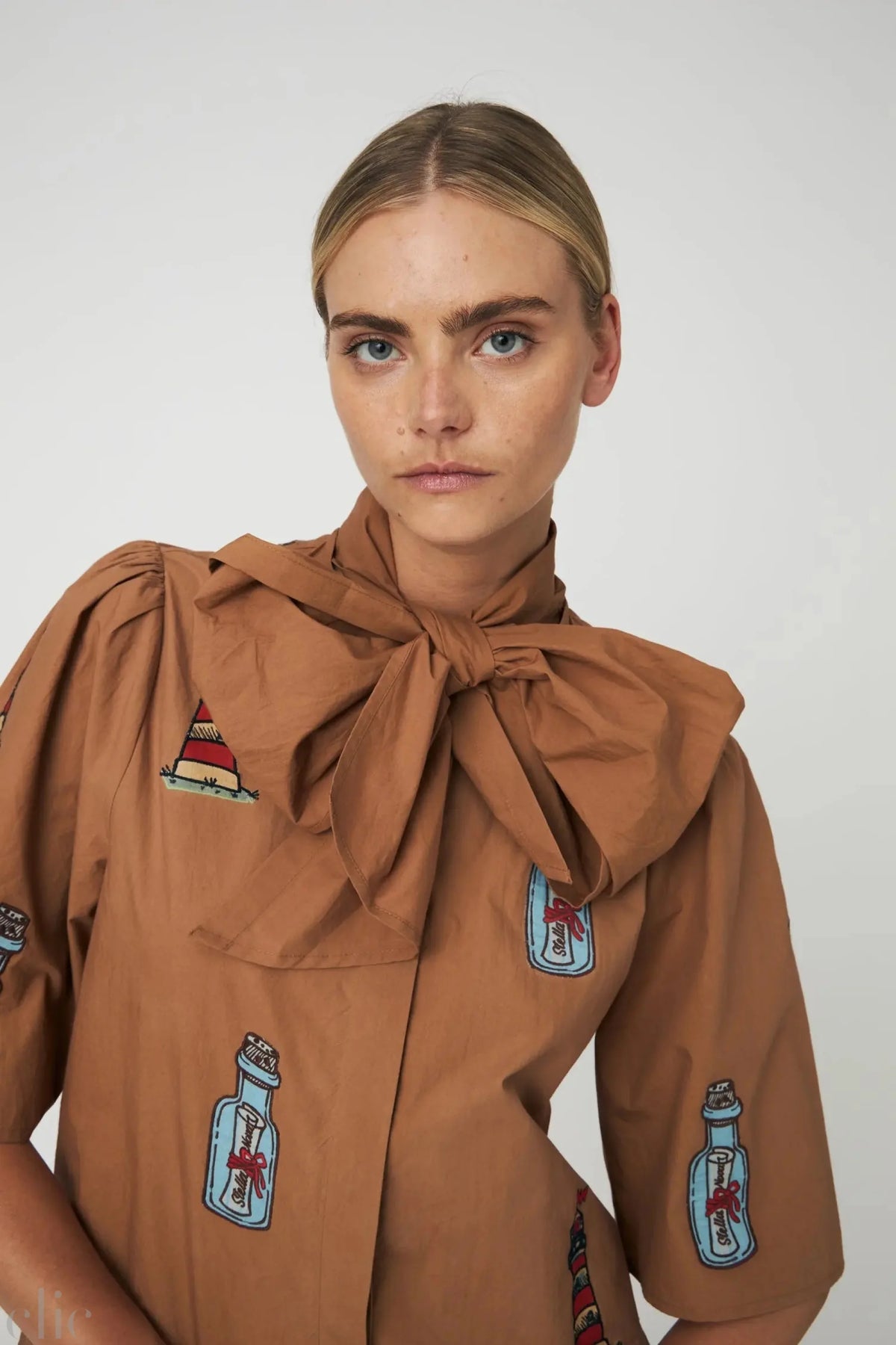 Embroidered Bow Shirt in Brown, from Stella Nova
