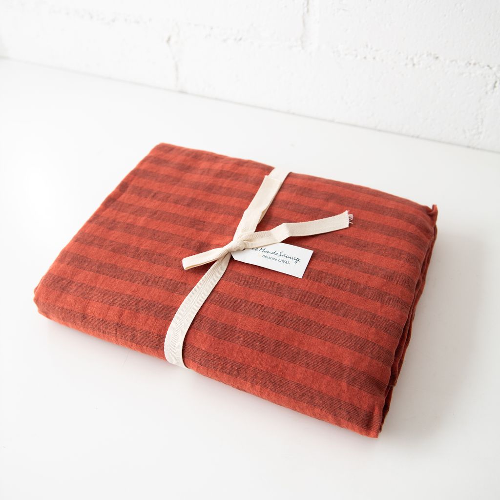 King Sheet in Madrid, from Beatrice Laval