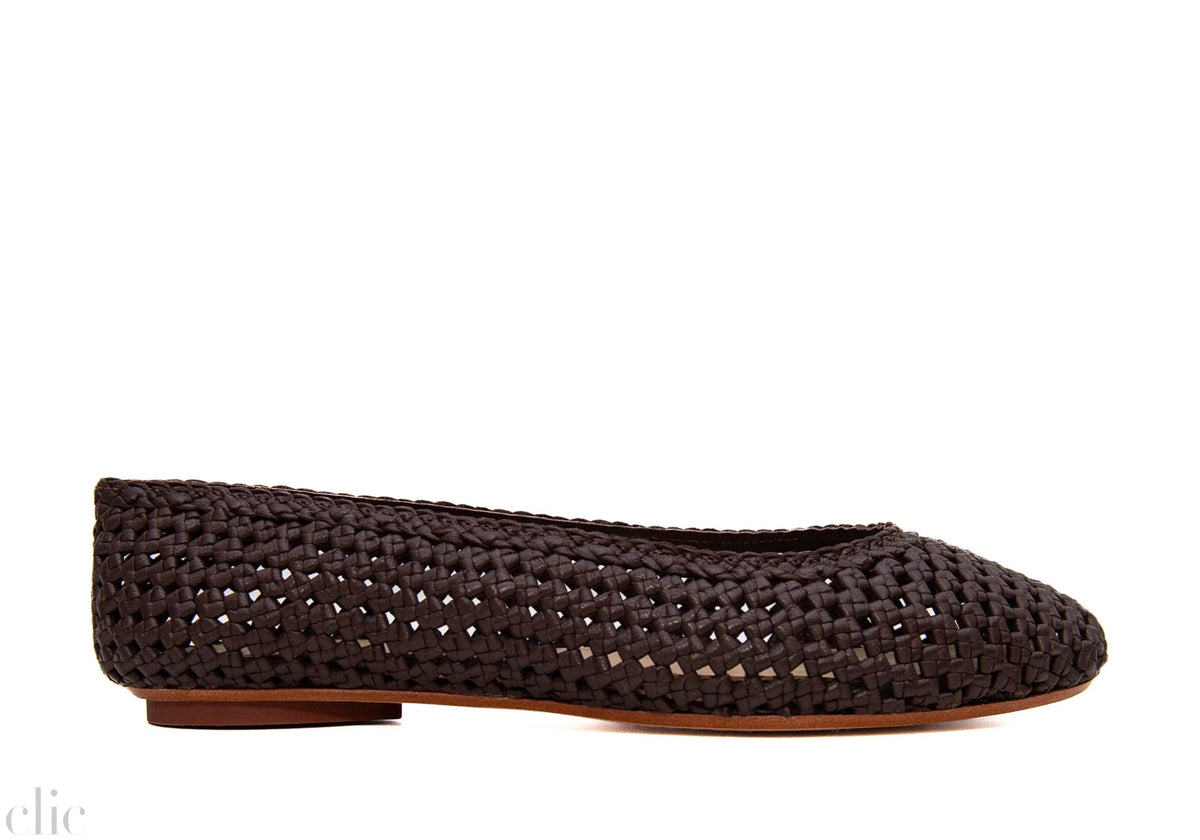 Flower Ballerina in Dark Brown, from Dragon Diffusion
