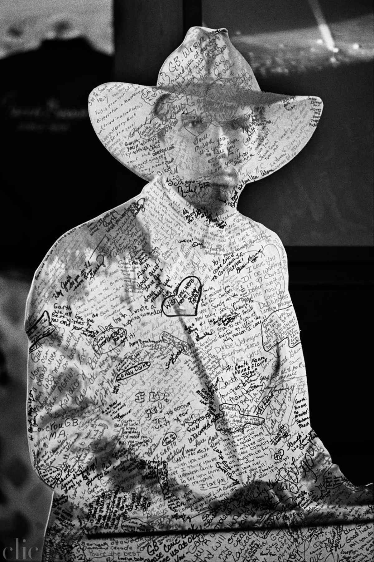 Garth Brooks by Henry Horenstein
