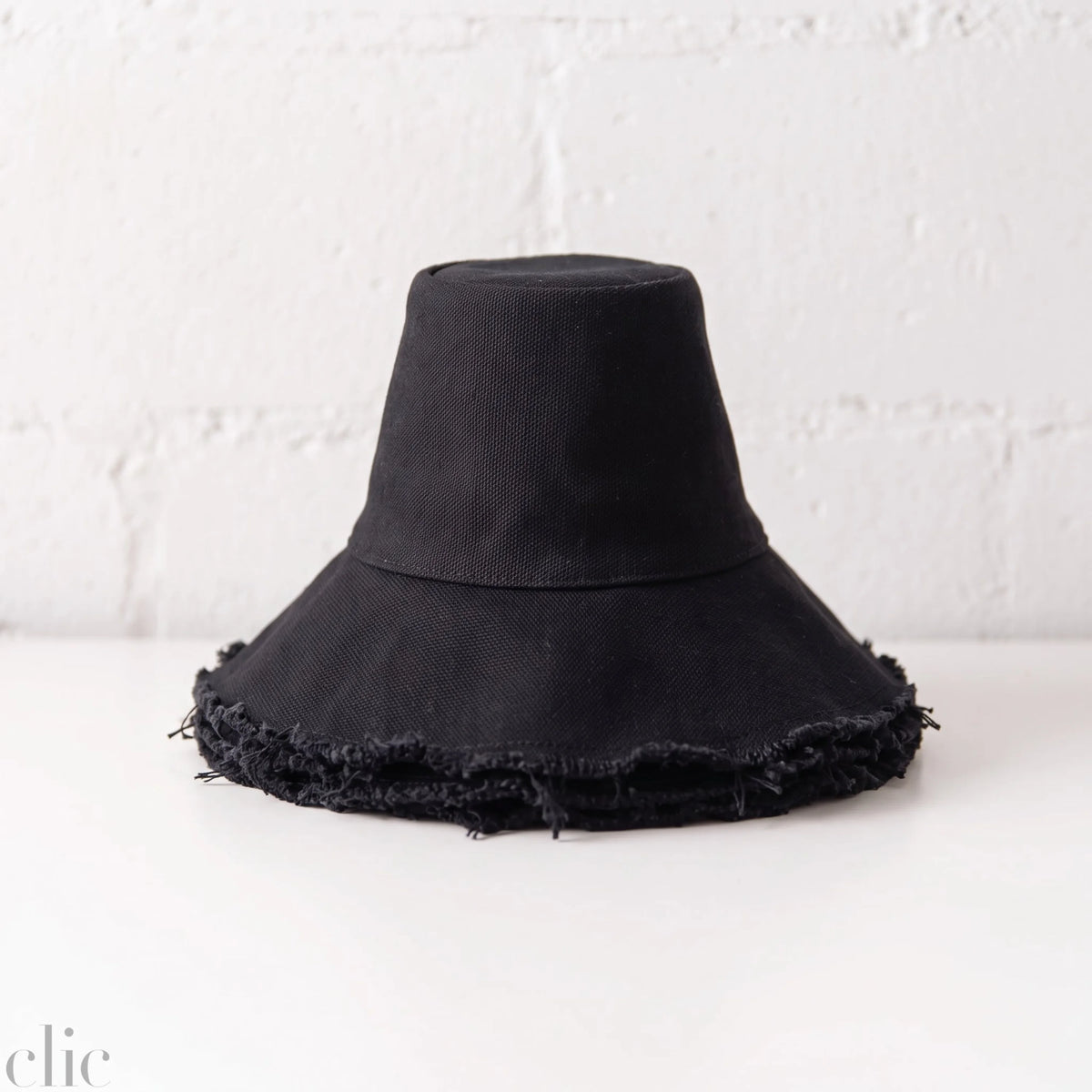Magic Hat in Black