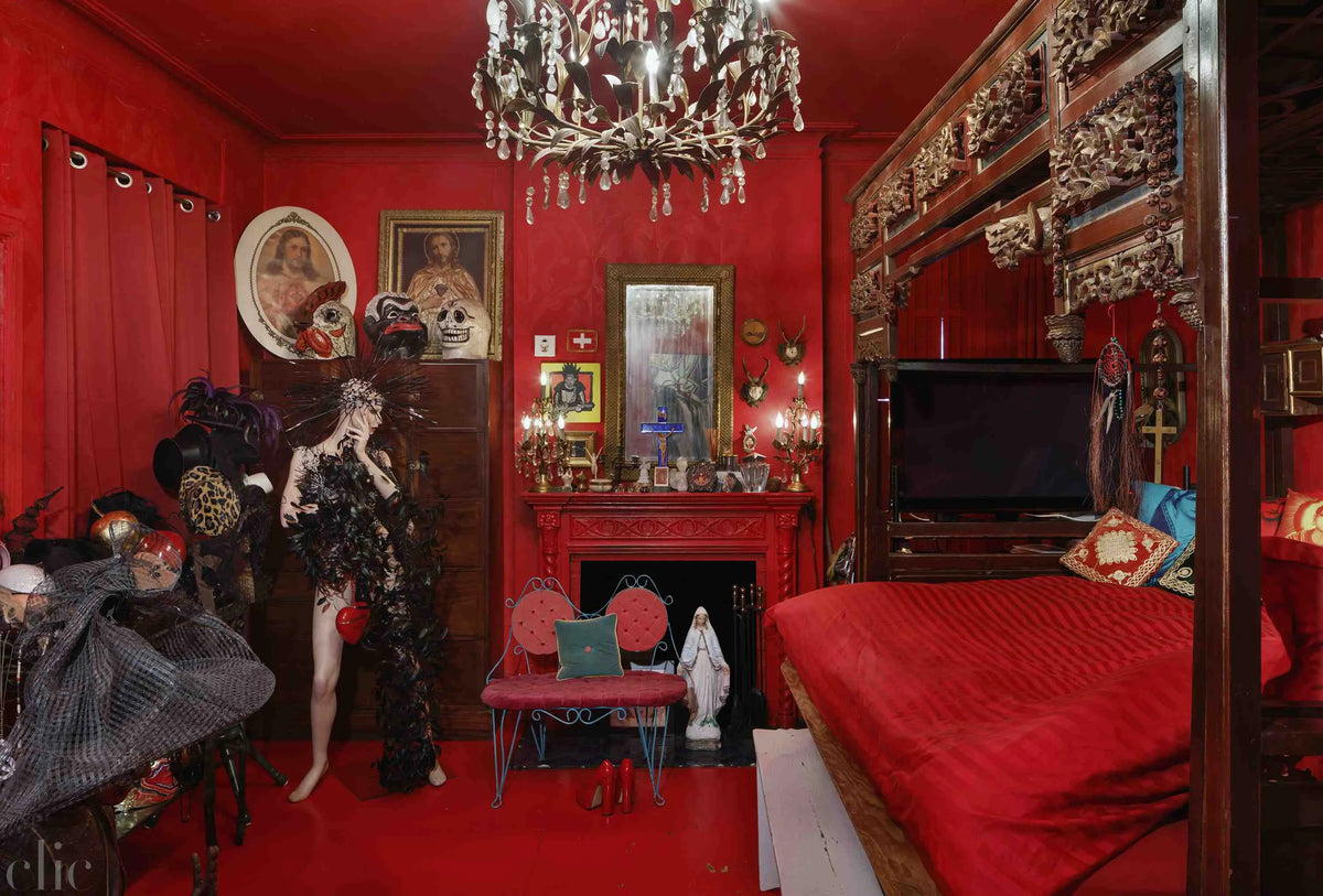 Hotel Chelsea: Living in the Last Bohemian Haven