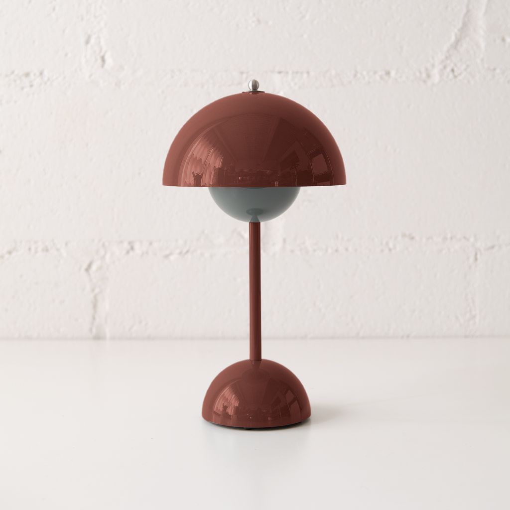 Flower Pot Table Lamp in Red Brown, from Ameico