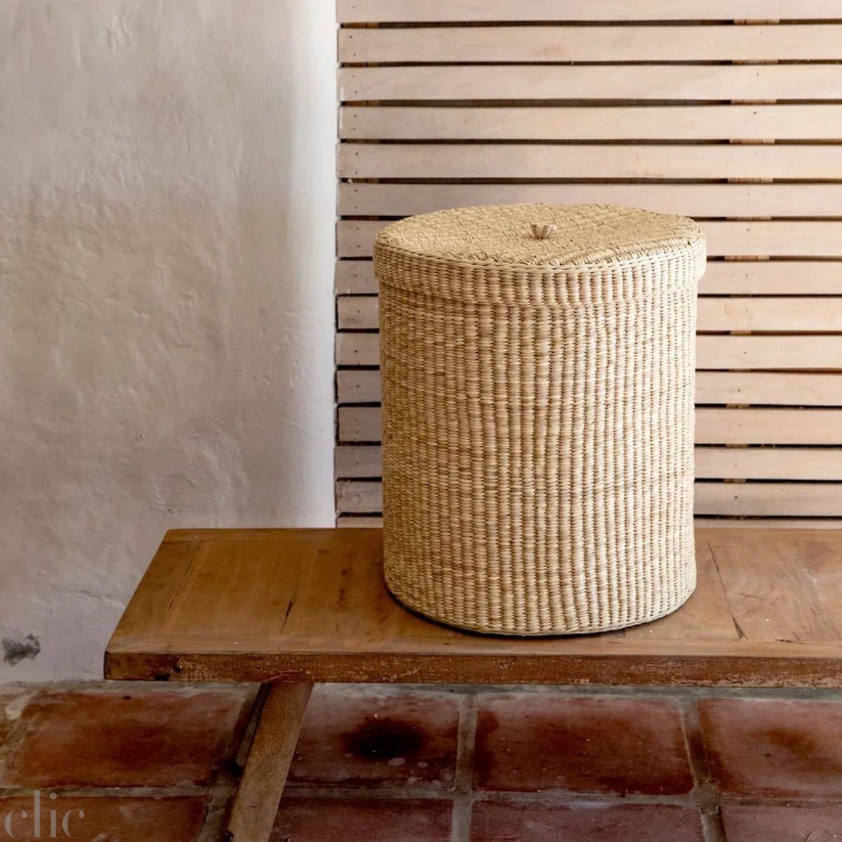 Las Pocitas Basket in Natural