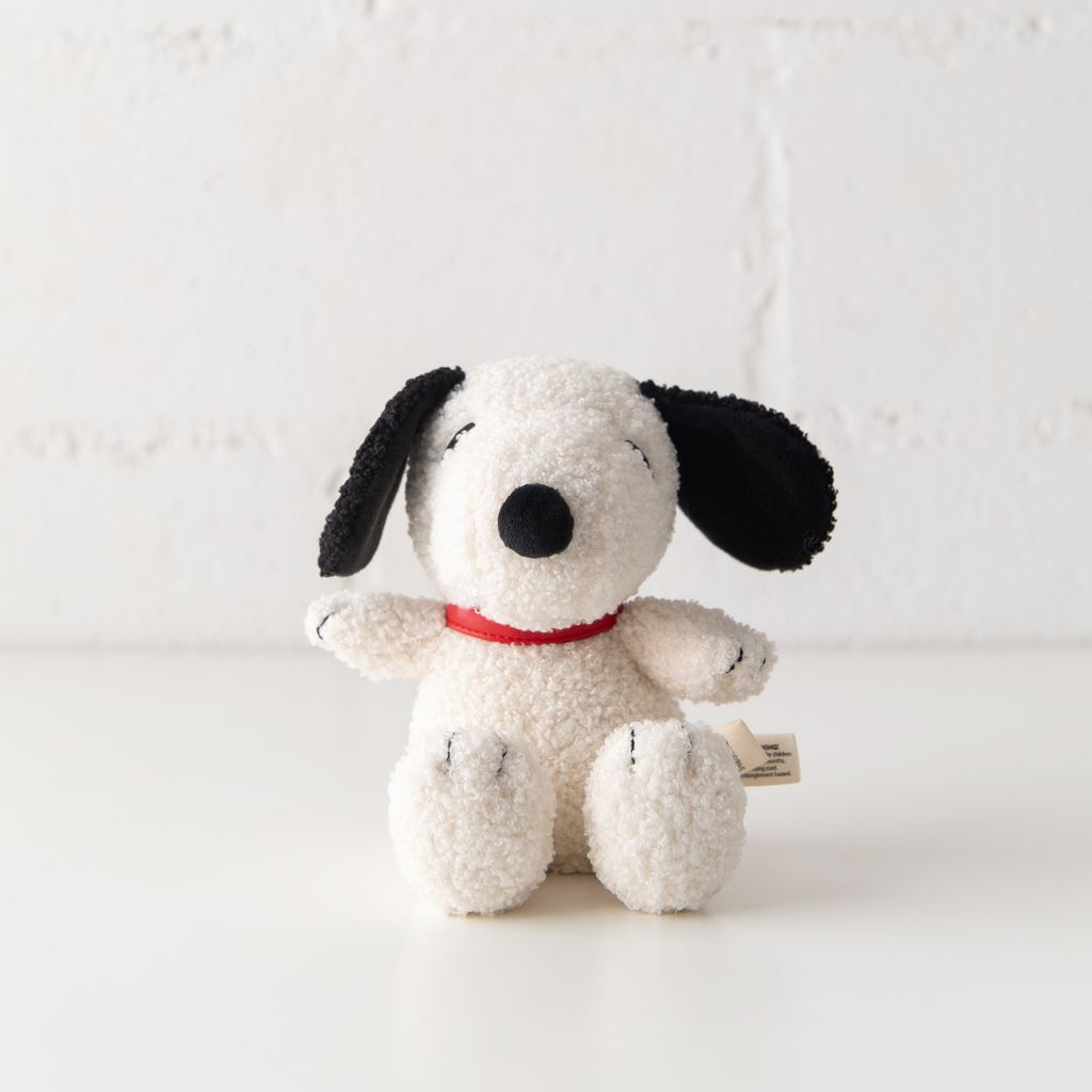 Peanuts Snoopy Tiny Teddy