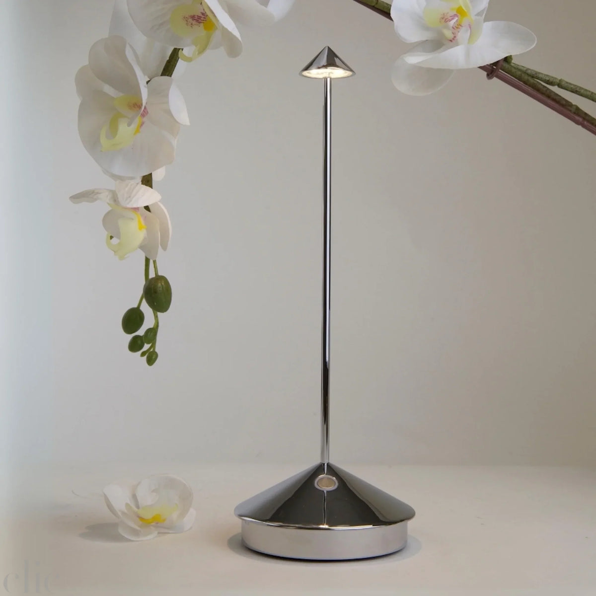 Glossy Pina Pro Lamp in Chrome, from Zafferano