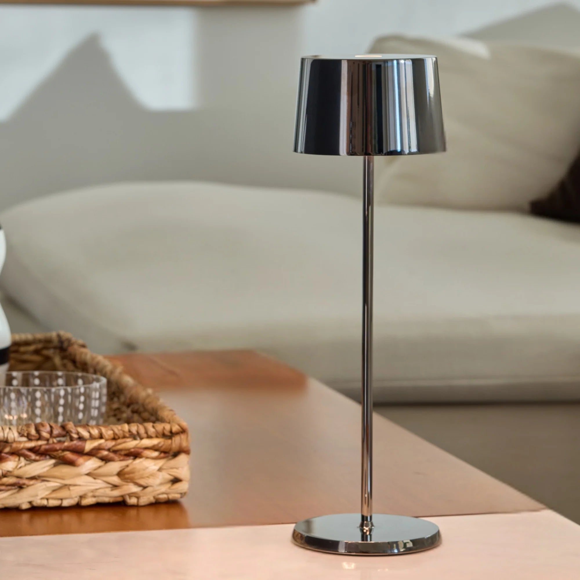 Olivia Pro Lamp in Black Chrome, from Zafferano