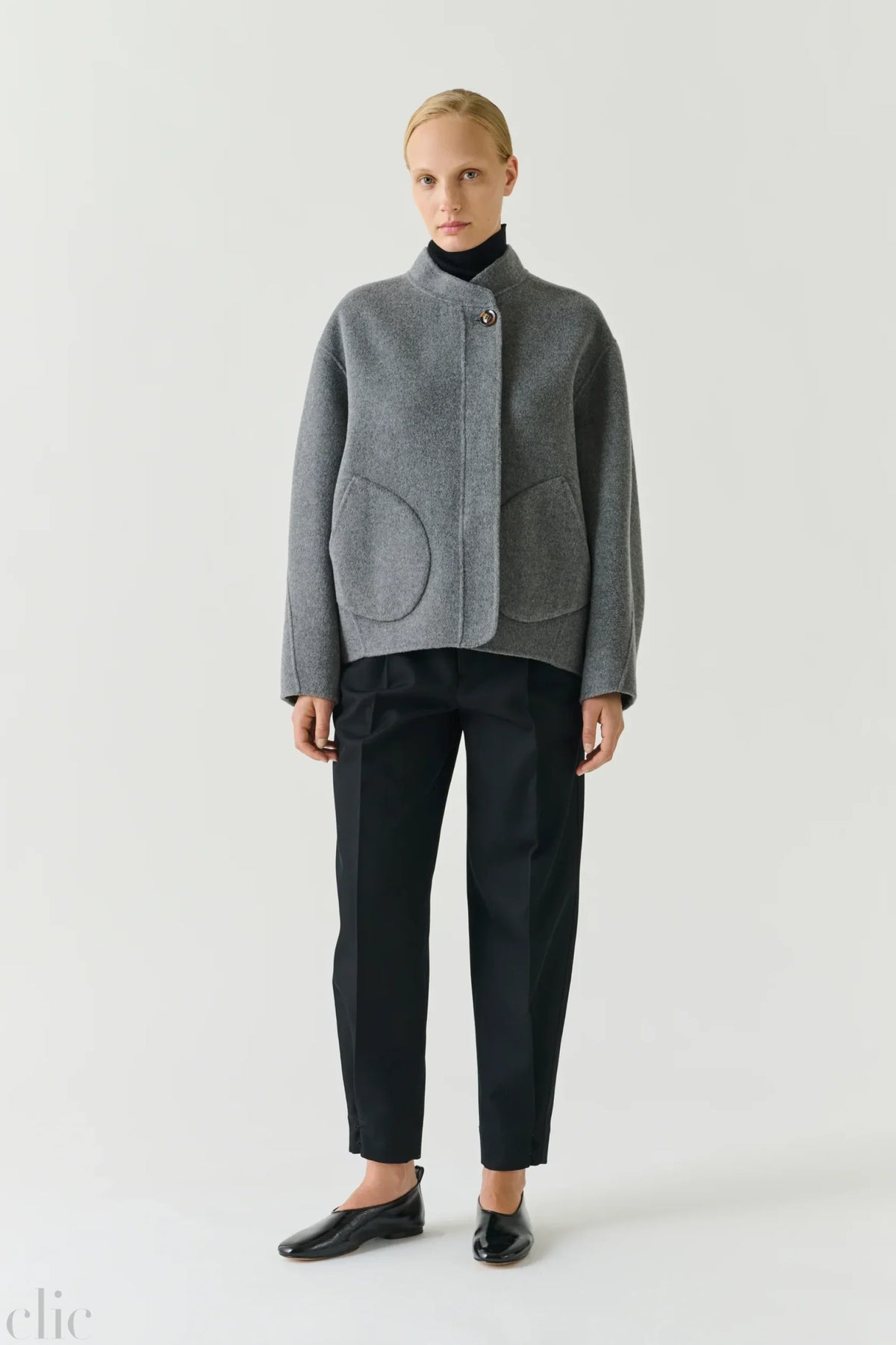 Windsor Coat in Gris, from Soeur
