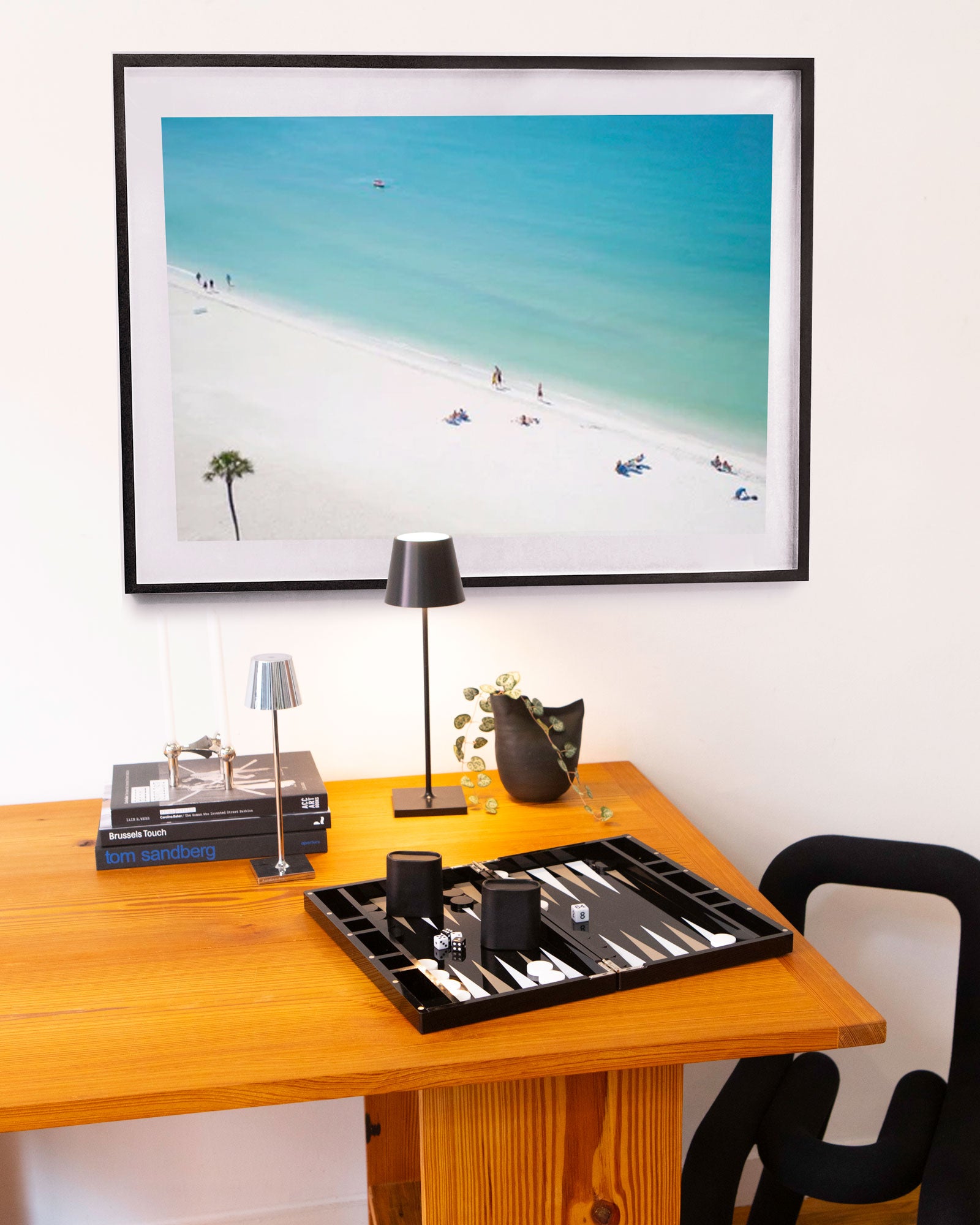 Lido Beach 1 by Juliette Charvet
