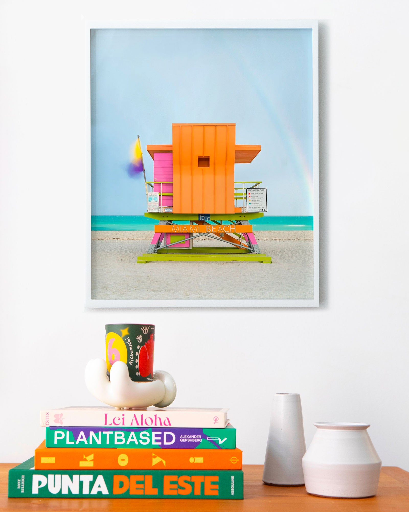 Lifeguard Tower 15th Street, Miami Beach by Tommy Kwak