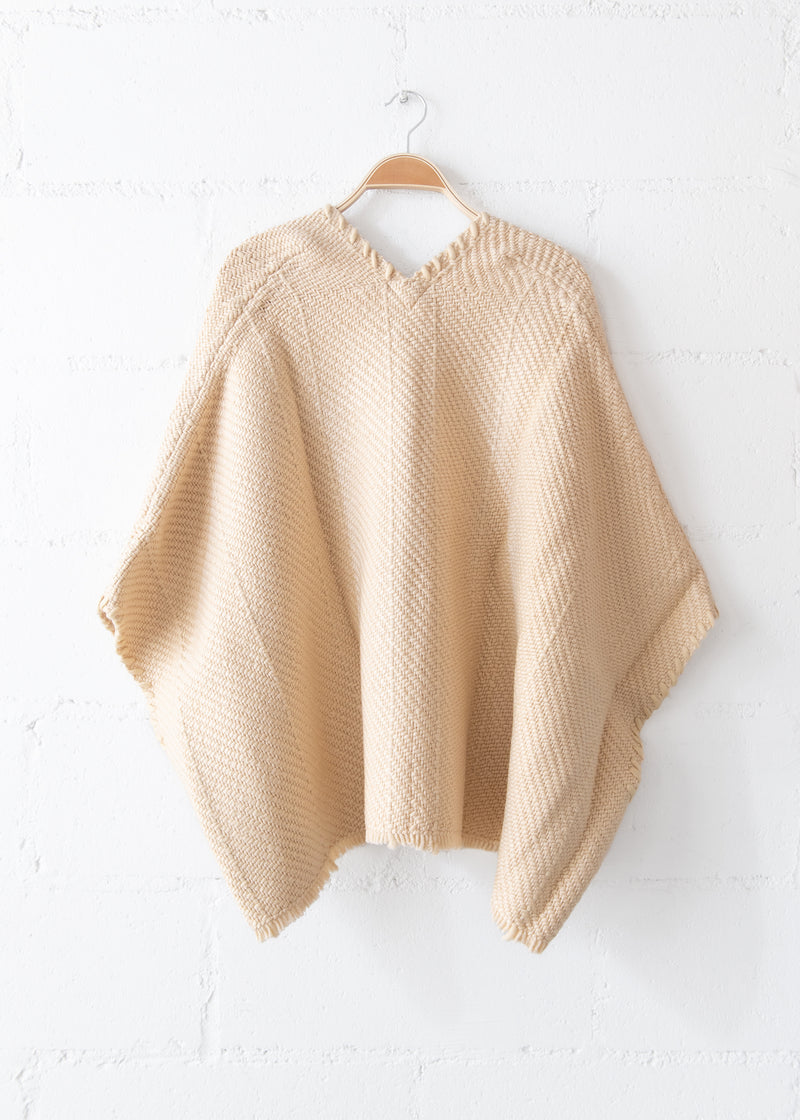 Lose Cardigan Bella in Almond Latte, from Wehve