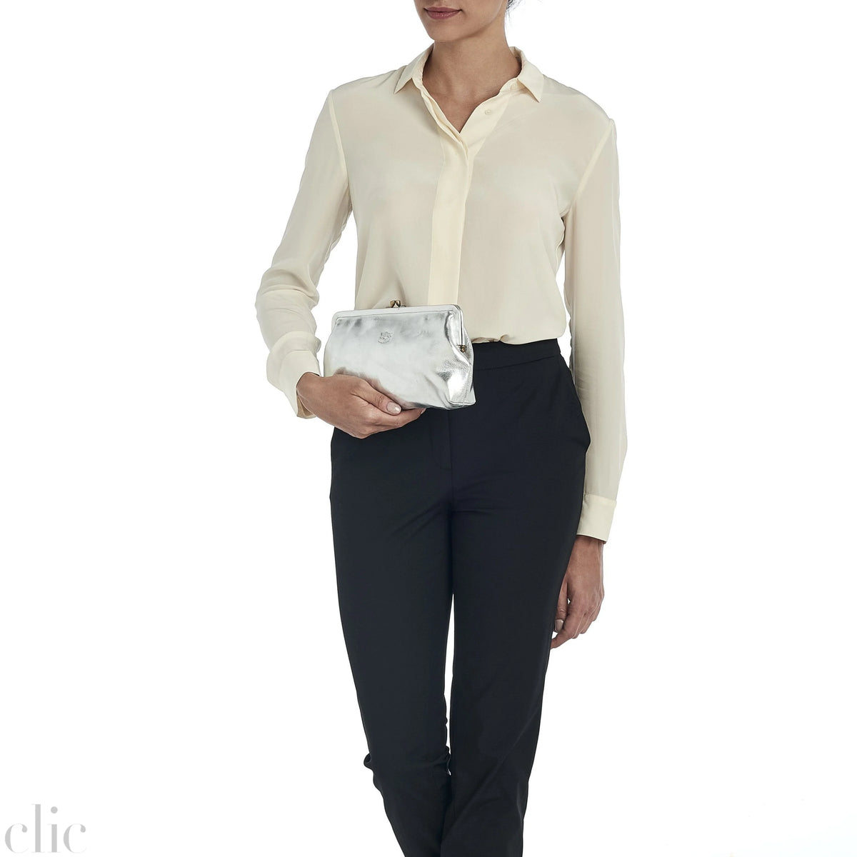 Manuela Clutch in Metallic Silver, from IL Bisonte