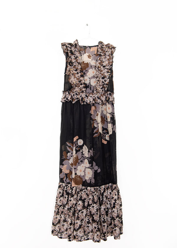 Marie Antoinette with Big Flower in Black Base, from Yvonne S
