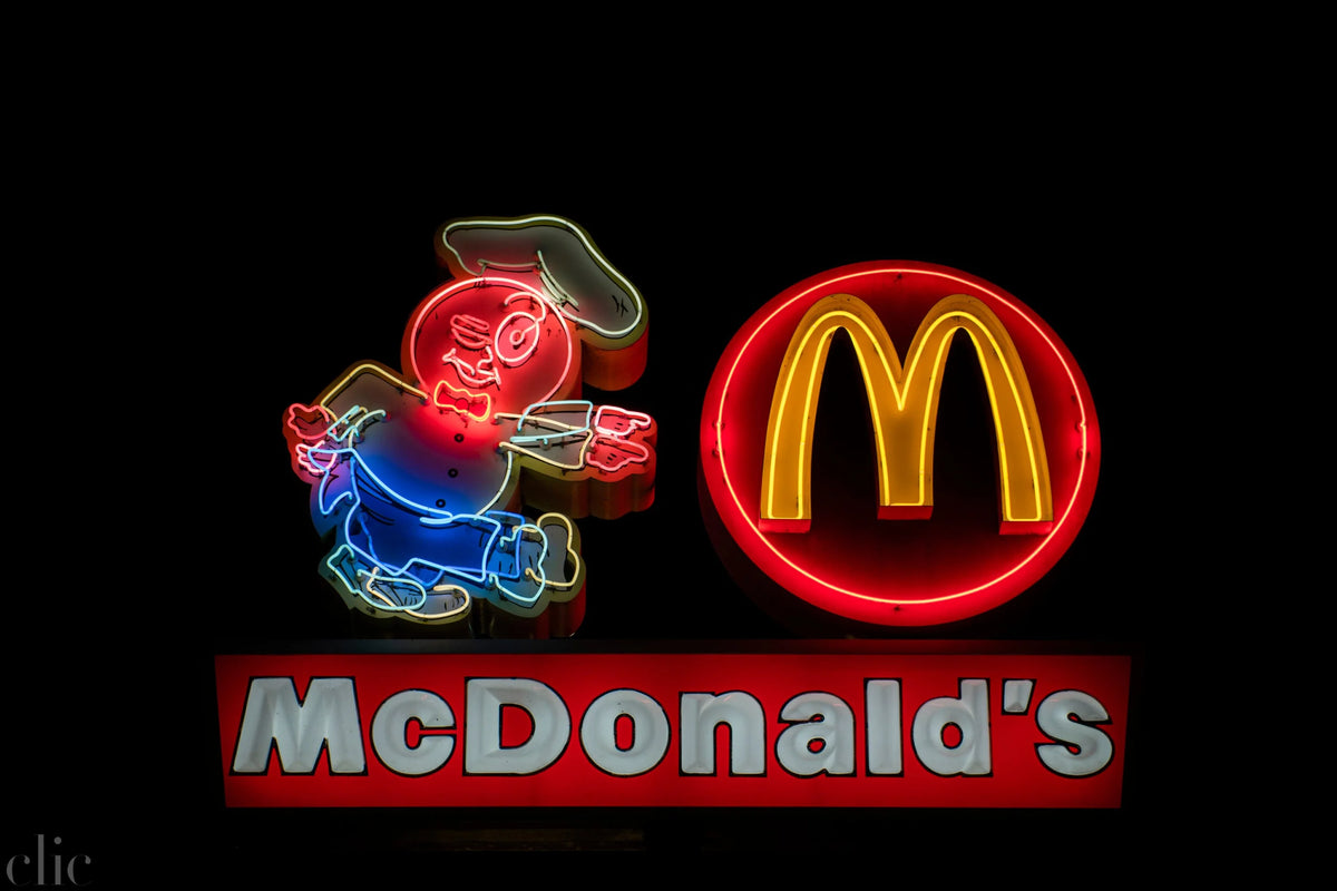 Mcdonald's by Oleg Char