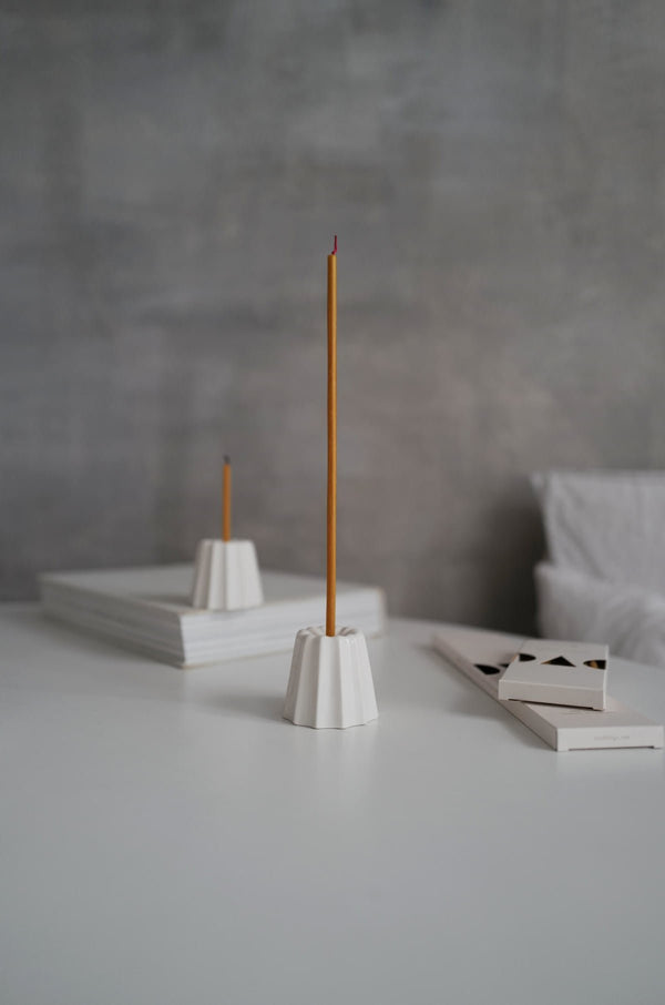 Big Porcelain Candle Holder in Glossy White, from Ovo Things