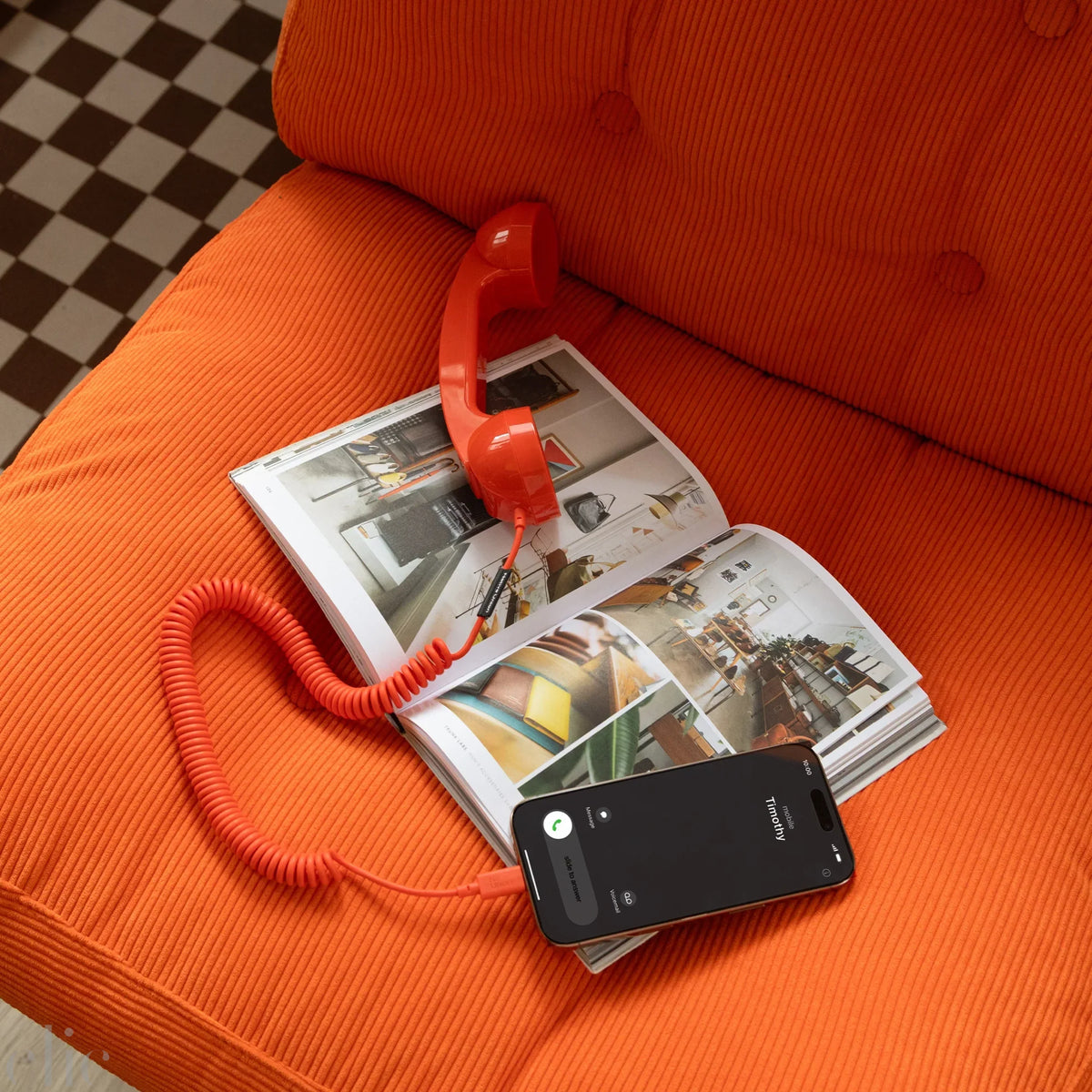 Pop Phone in Alarma Red