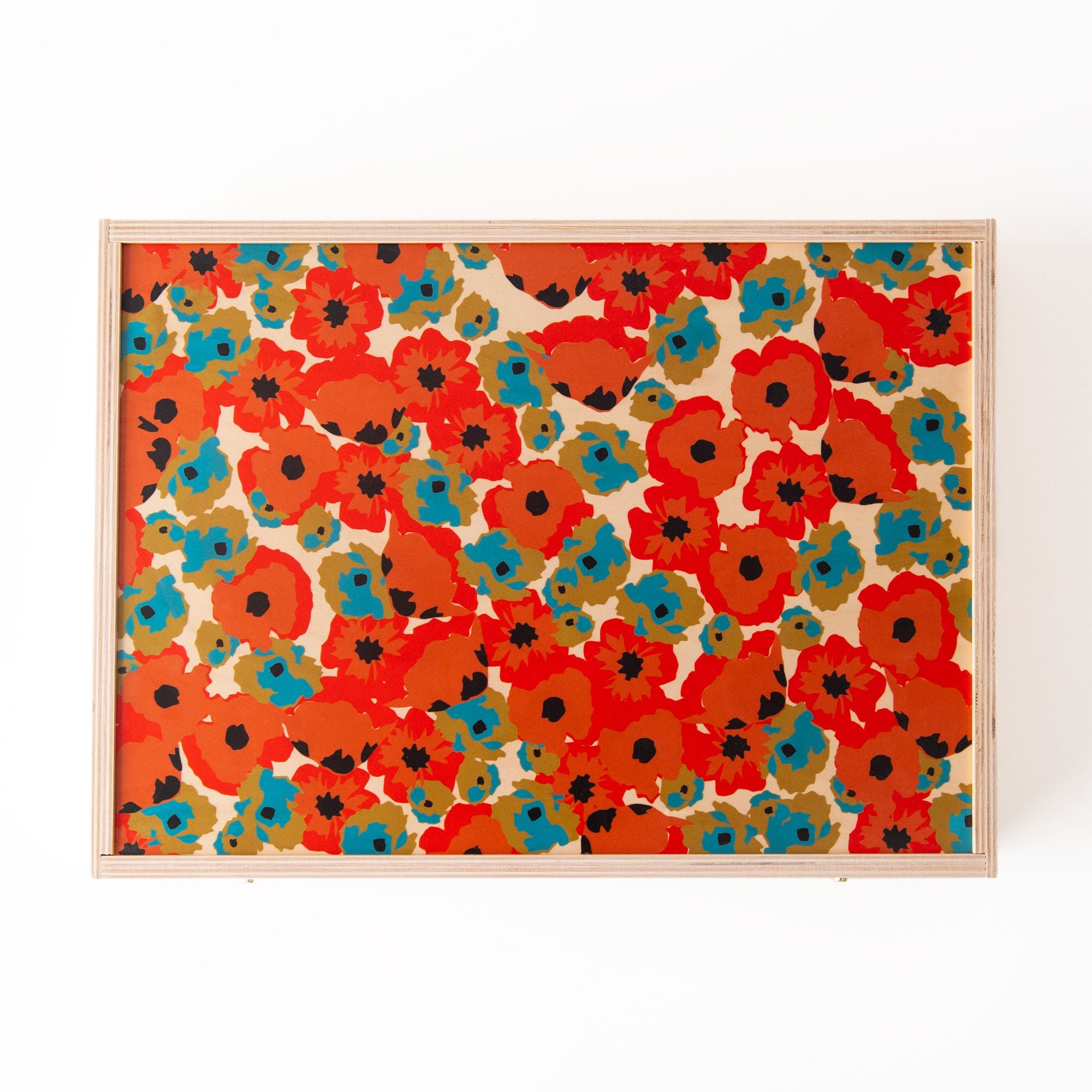 Poppy Red Tabletop Backgammon, from Wolfum Studio