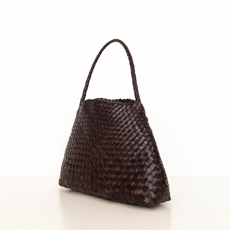 Santa Maria in Brown, from Dragon Diffusion