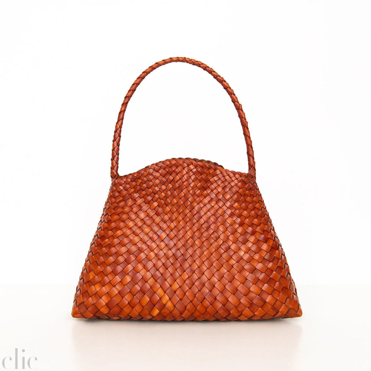 Santa Maria in Tan, from Dragon Diffusion