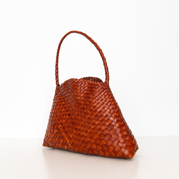 Santa Maria in Tan, from Dragon Diffusion