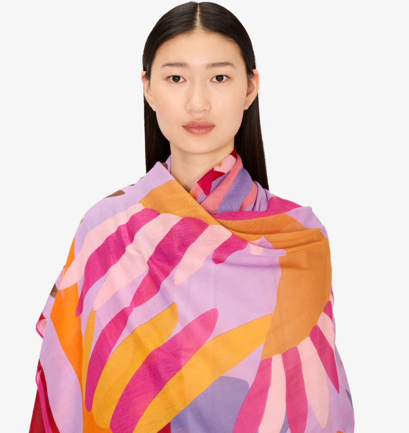 Scarf 100 Voyage in Parma, from Inoui Editions