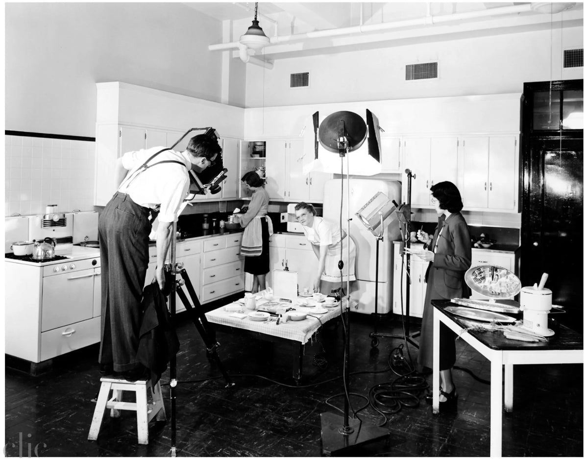 The Essential New York Times Cookbook: The Recipes of Record