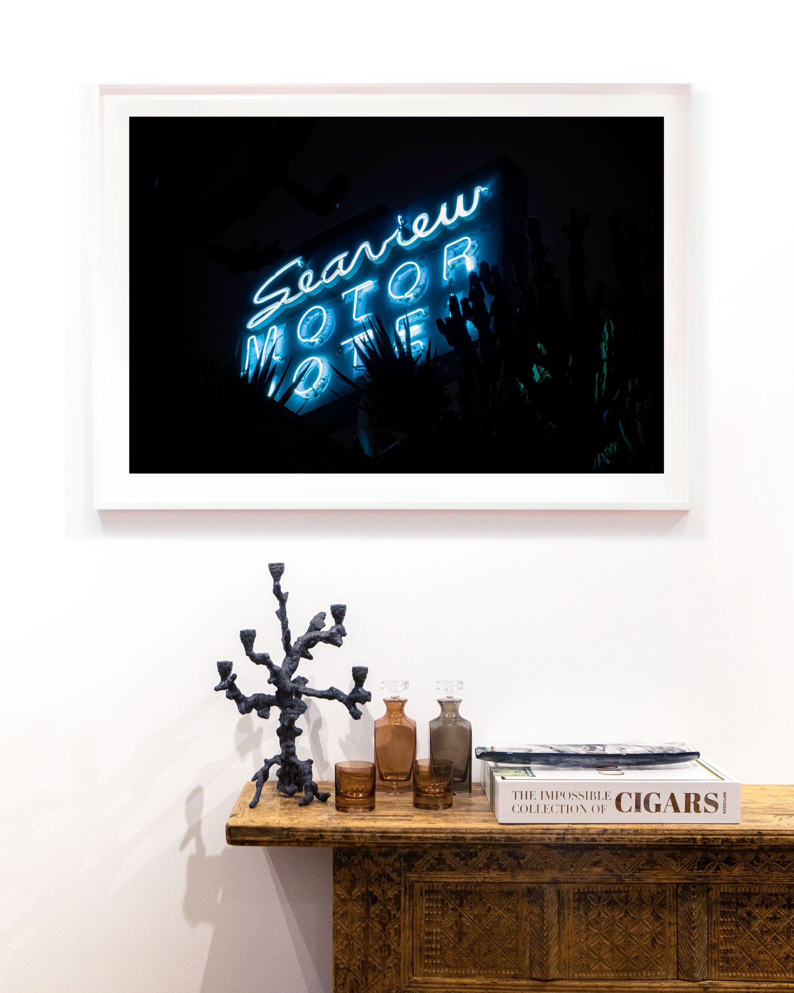 Seaview Motel by Oleg Char