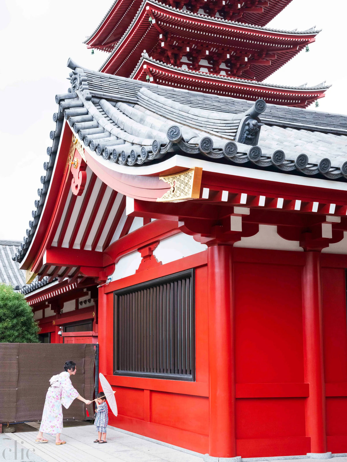 Senso Ji Temple, Japan by Juliette Charvet