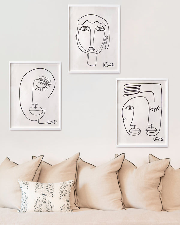 Small Visage 6 in Black & White, by Nicolette Schouten