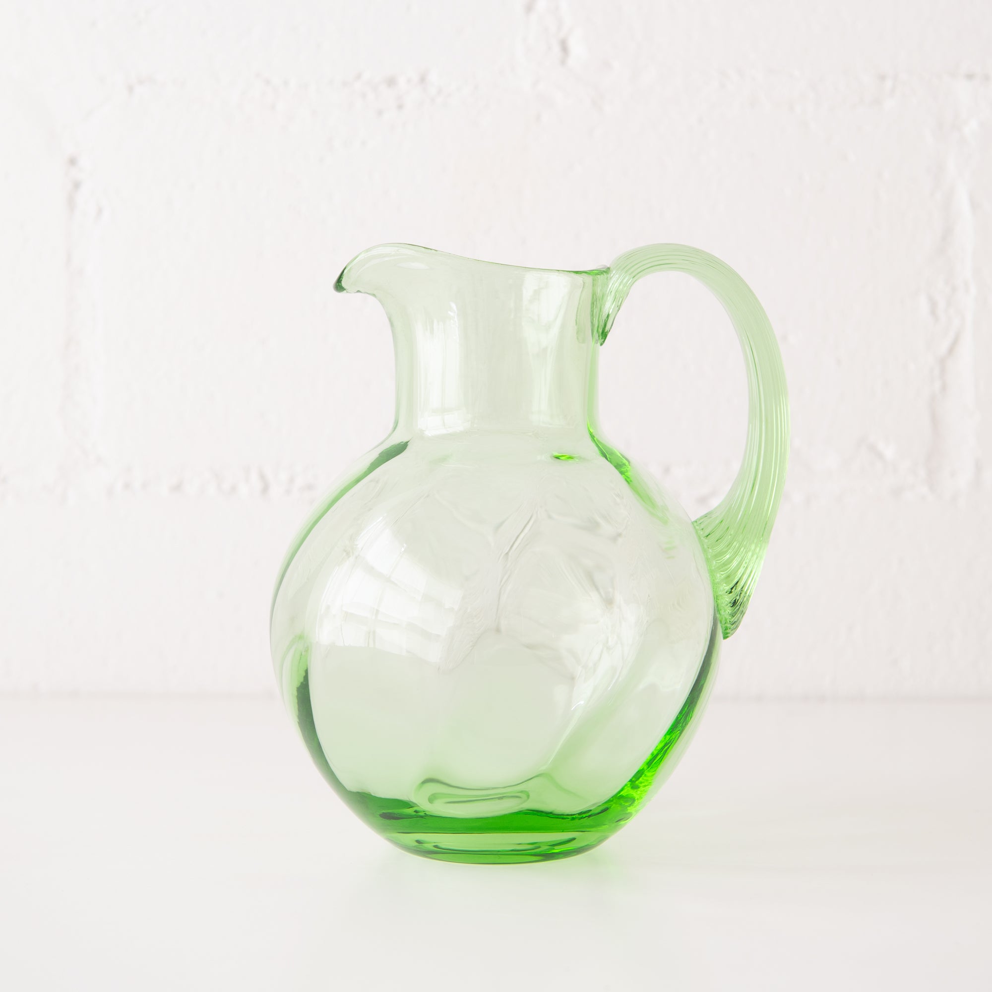 Swirl Jug 2L in Light Green, from Anna von Lipa